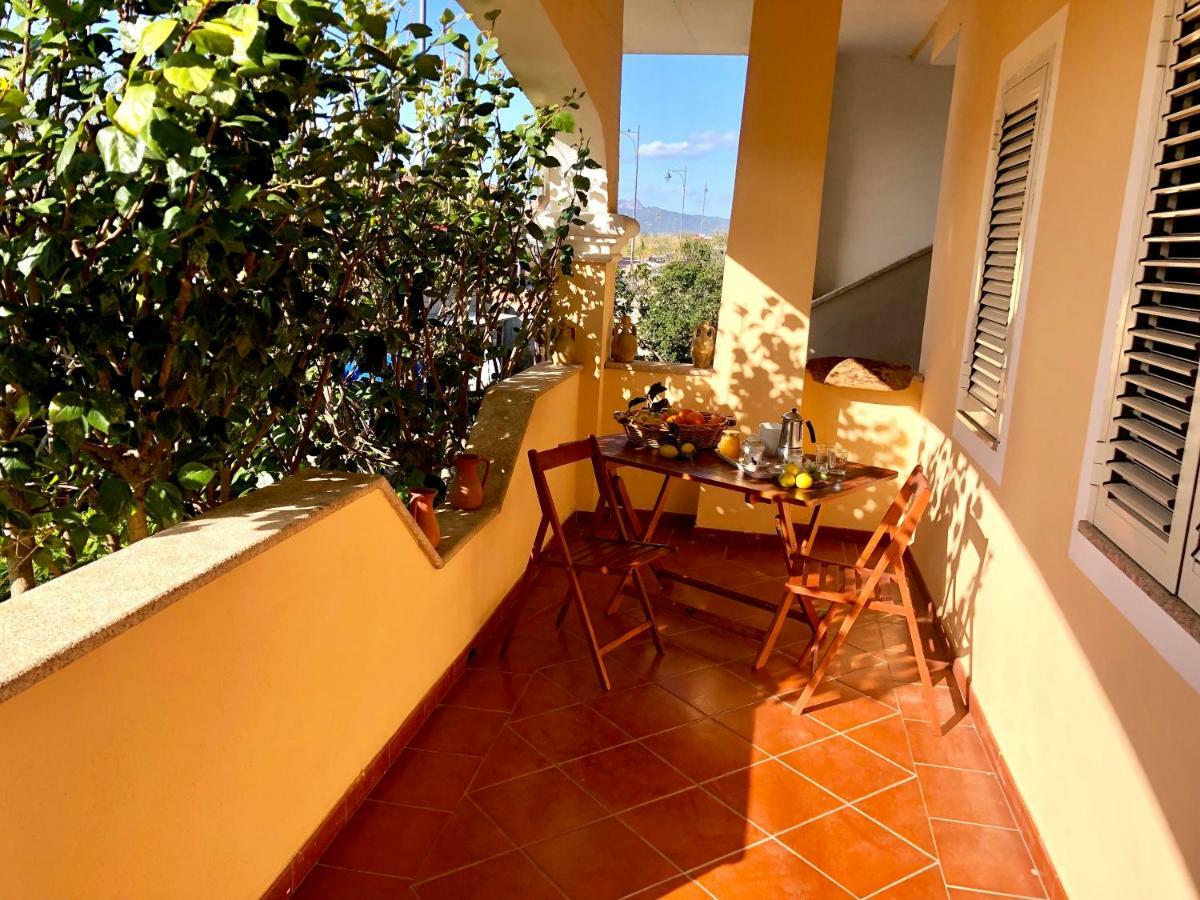 Апартаменты Casa Dolce Hibiscus Ольбия Экстерьер фото